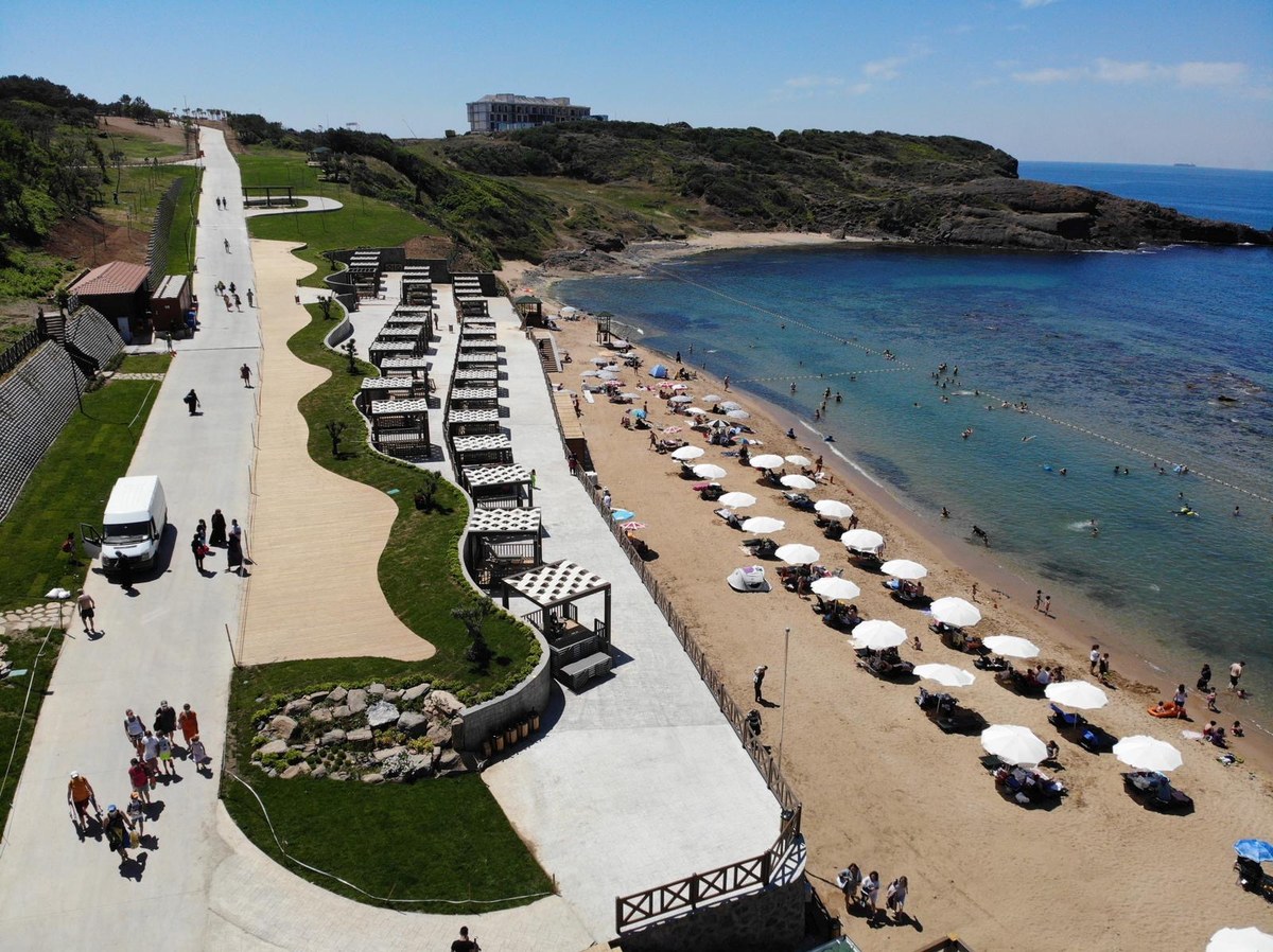 Riva Elmasburnu Bayanlar Plajı kuş bakışı görünüm